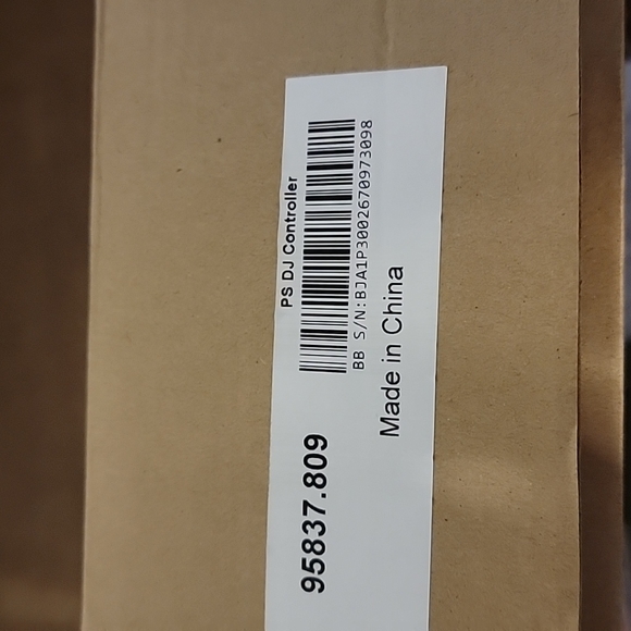 PS 2 / 3 Dj hero wireless Turntable Controller - Picture 4 of 4